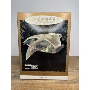 Vintage 1995 Hallmark Keepsake Star Trek Next Gen Romulan Warbird Light - NIB